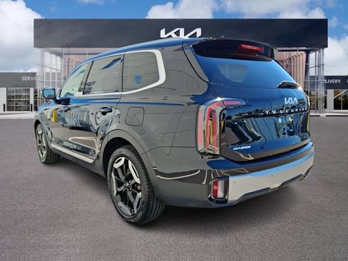 Used 2023 Kia Telluride EX AWD/4WD image 4
