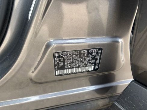 Used 2023 Nissan Rogue SV image 21