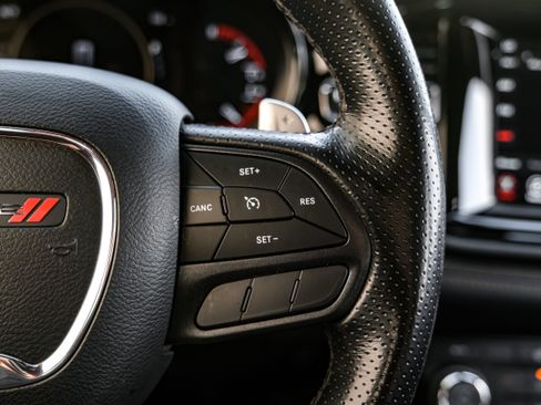 Used 2023 Dodge Durango GT RWD image 16