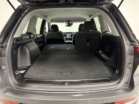 Used 2023 Jeep Grand Cherokee Laredo image 29