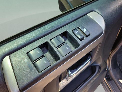 Used 2015 Toyota 4Runner SR5 Premium image 23