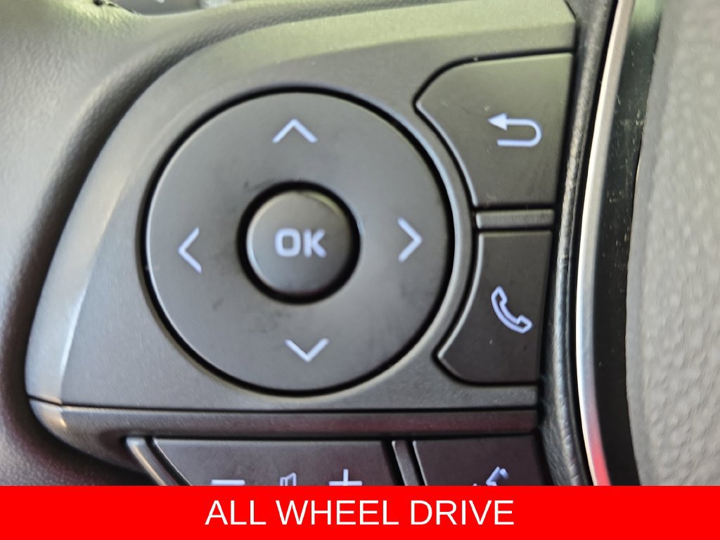 Used 2022 Toyota RAV4 XLE Premium AWD/4WD image 17