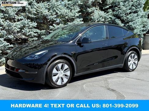 Used 2023 Tesla Model Y Long Range AWD/4WD image 1