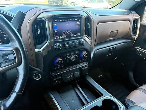 Used 2022 Chevrolet Silverado 1500 High Country image 33