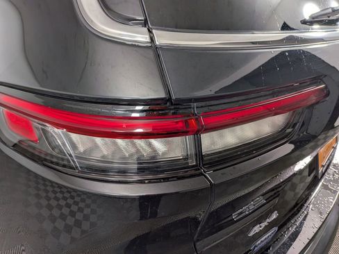 Certified 2023 Jeep Grand Cherokee L Limited image 13