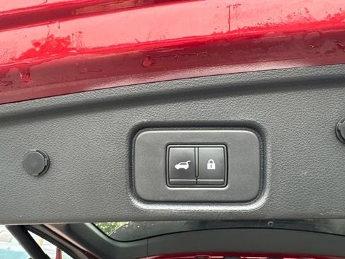 Used 2022 Nissan Pathfinder SL w/ SL Premium Package AWD/4WD image 23