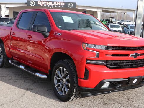 Used 2022 Chevrolet Silverado 1500 RST image 1