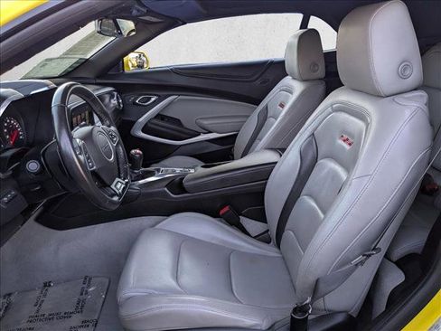 Used 2016 Chevrolet Camaro SS image 16