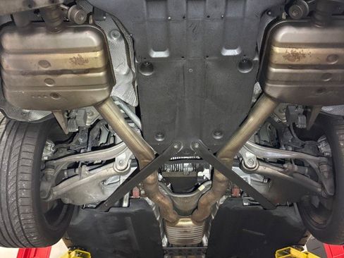 Used 2017 Rolls-Royce Dawn image 29