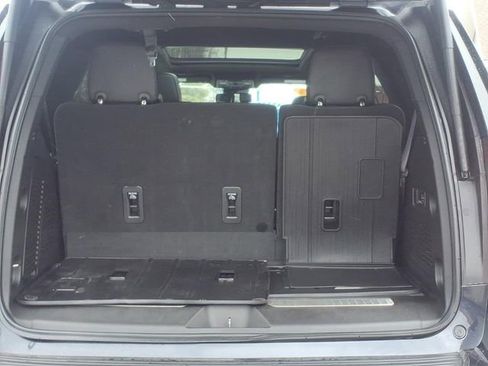 Used 2023 GMC Yukon Denali w/ LPO, Floor Liner Package AWD/4WD image 7