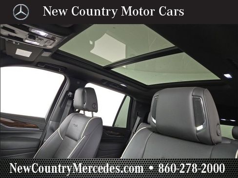 Used 2023 Cadillac Escalade Premium Luxury w/ Performance Package image 12