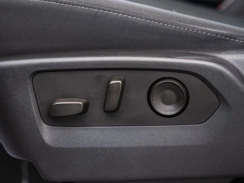 Used 2022 Chevrolet Silverado 1500 Custom AWD/4WD image 36
