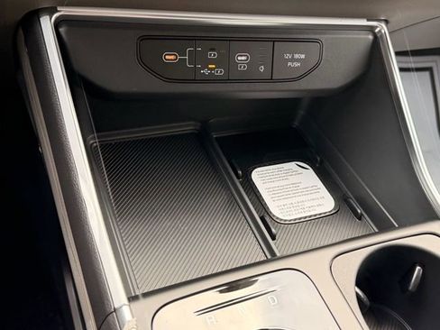 New 2026 Kia Carnival EX image 18