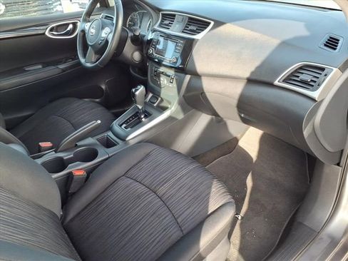 Used 2018 Nissan Sentra SV image 17