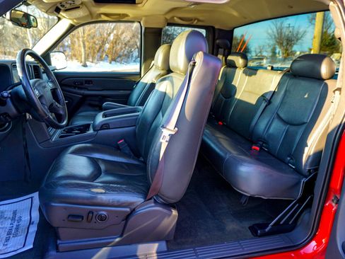Used 2006 GMC Sierra 1500 SLT w/ Light Duty Power Package image 18