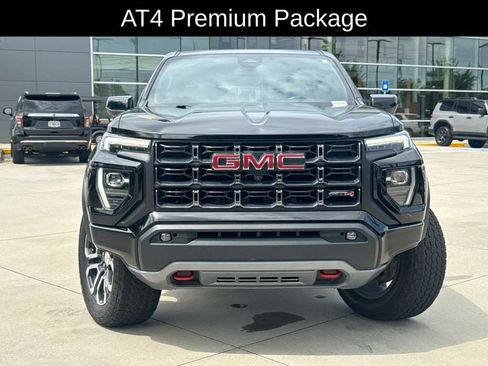 Used 2024 GMC Canyon AT4 w/ AT4 Premium Package AWD/4WD image 5