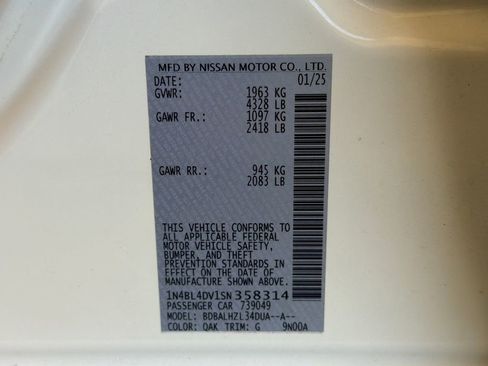 Used 2025 Nissan Altima 2.5 SV image 35