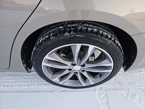 Used 2024 Chevrolet Malibu LT image 14