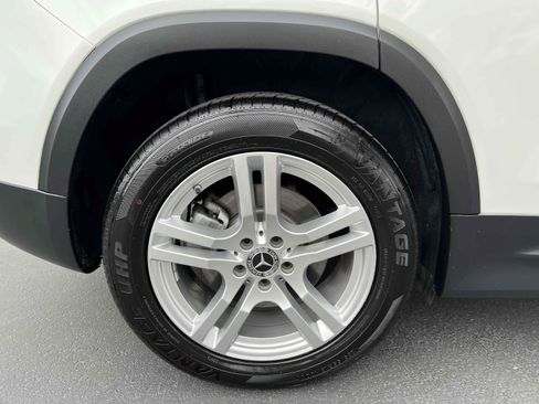 Used 2020 Mercedes-Benz GLB 250 4MATIC image 14