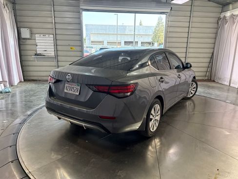 Used 2022 Nissan Sentra S FWD image 5
