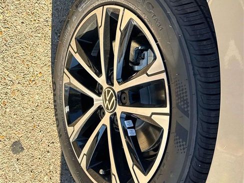 New 2026 Volkswagen Jetta Sport FWD image 6