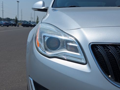 Used 2015 Buick Regal Premium FWD image 41
