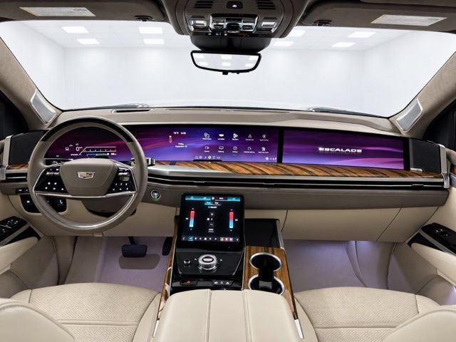 Used 2025 Cadillac Escalade Sport Platinum w/ LPO, Floor Liner Package AWD/4WD image 30