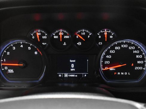 Used 2020 Chevrolet Silverado 1500 Custom Trail Boss w/ Custom Convenience Package AWD/4WD image 17