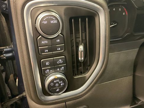 Used 2022 GMC Sierra 1500 SLT image 14