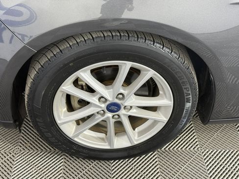 Used 2018 Ford Focus SE image 7