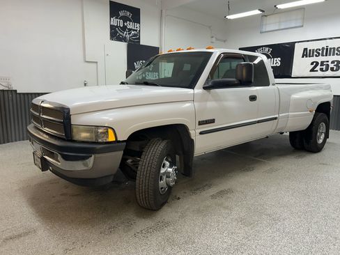 Used 2001 Dodge Ram 3500 Truck 2WD Quad Cab image 3