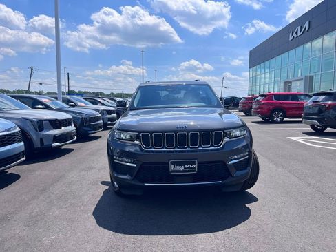 Used 2023 Jeep Grand Cherokee Limited AWD/4WD image 9