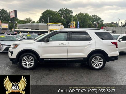 Used 2019 Ford Explorer XLT AWD/4WD image 4