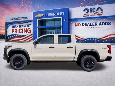 New 2026 Chevrolet Colorado Trail Boss AWD/4WD image 3