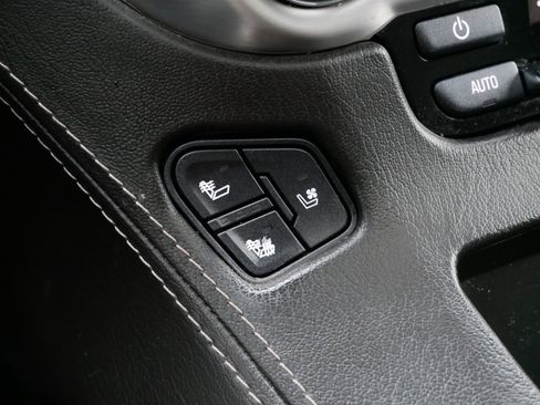 Used 2018 GMC Yukon SLT w/ Open Road Package image 22