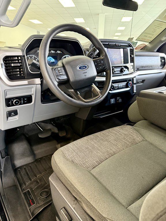 Used 2023 Ford F150 XLT AWD/4WD image 13