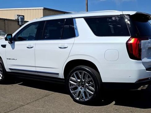 New 2026 GMC Yukon Denali Ultimate AWD/4WD image 7