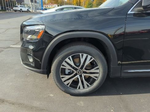 New 2026 Mercedes-Benz GLB 250 4MATIC image 2