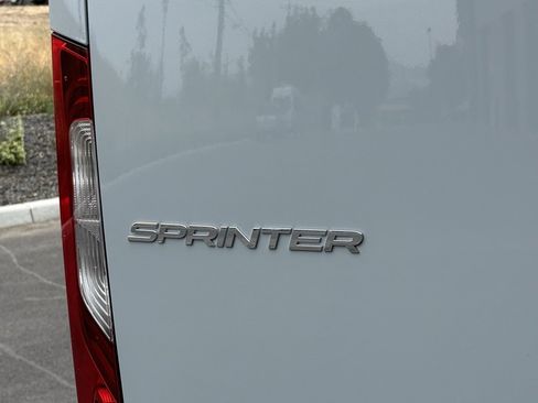 New 2025 Mercedes-Benz Sprinter 2500 image 5