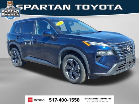 Used 2024 Nissan Rogue SV FWD image 4