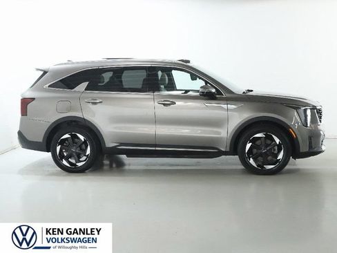 Used 2025 Kia Sorento SX Prestige AWD/4WD image 11