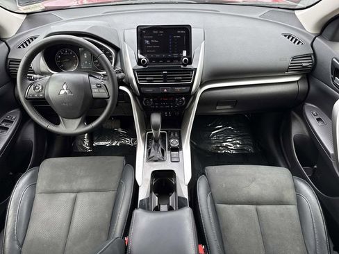 Used 2023 Mitsubishi Eclipse Cross SE image 17