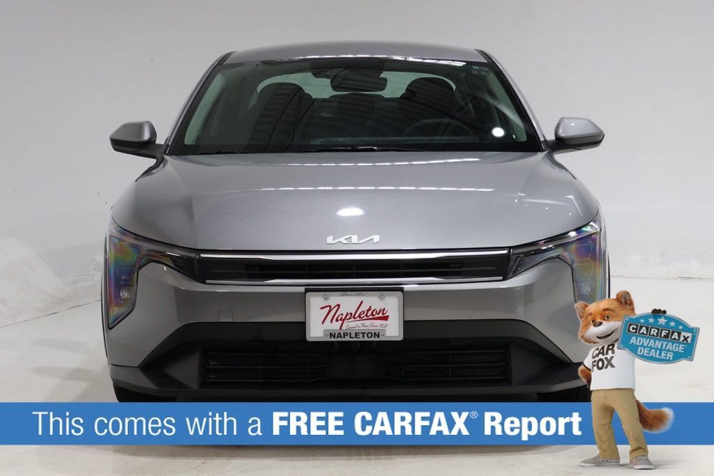 Used 2025 Kia K4 FWD image 2