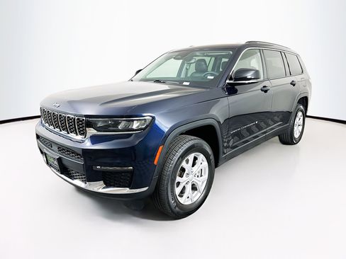 Used 2023 Jeep Grand Cherokee L Limited image 3