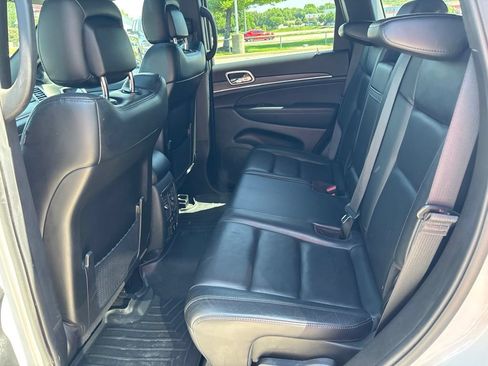Used 2022 Jeep Grand Cherokee Limited AWD/4WD image 40