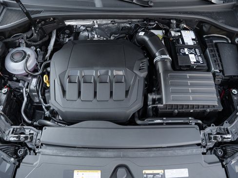 New 2025 Audi Q3 2.0T Premium image 31