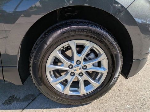 Used 2021 Chevrolet Equinox LT image 10