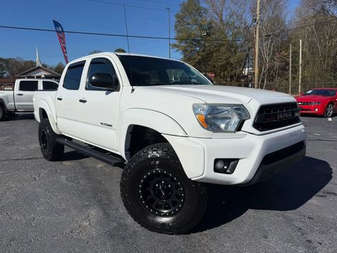 Used 2015 Toyota Tacoma PreRunner image 6