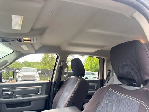 Used 2017 RAM 1500 Classic SLT AWD/4WD image 5
