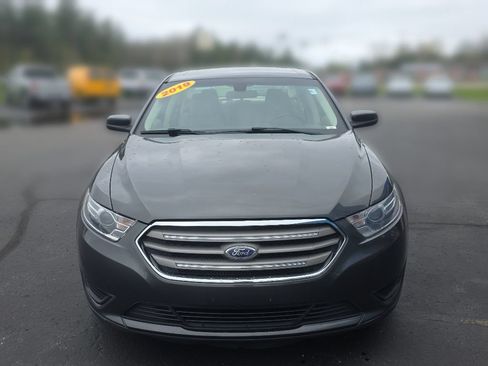 Used 2019 Ford Taurus SE FWD image 10